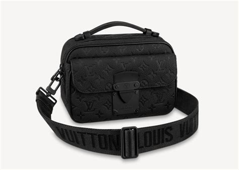 louis vuitton lock messenger.